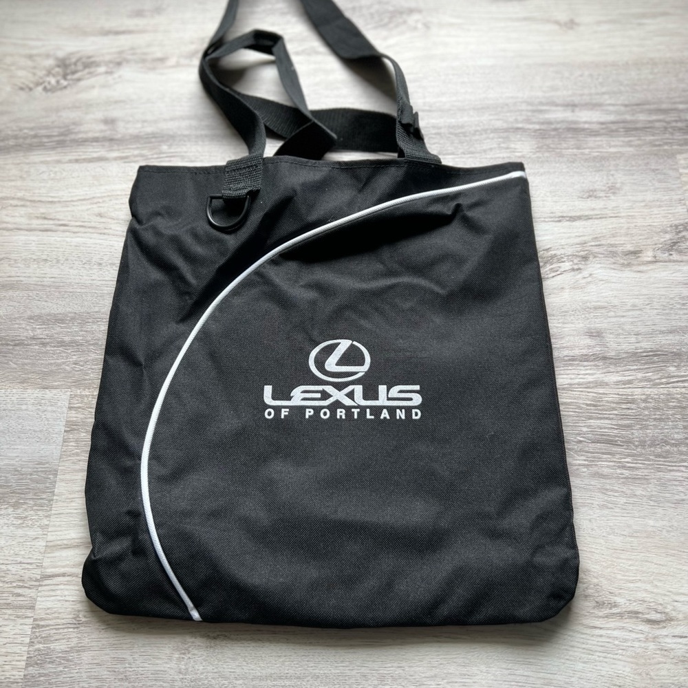 Lexus bag.